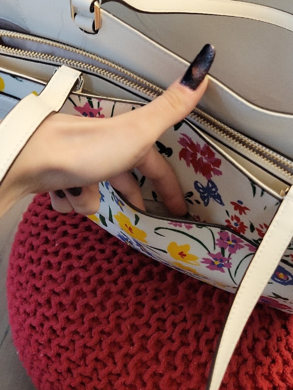 💐💐Kate Spade Staci Garden Bouquet Large Laptop Tote💐💐 - Picture 5 of 12